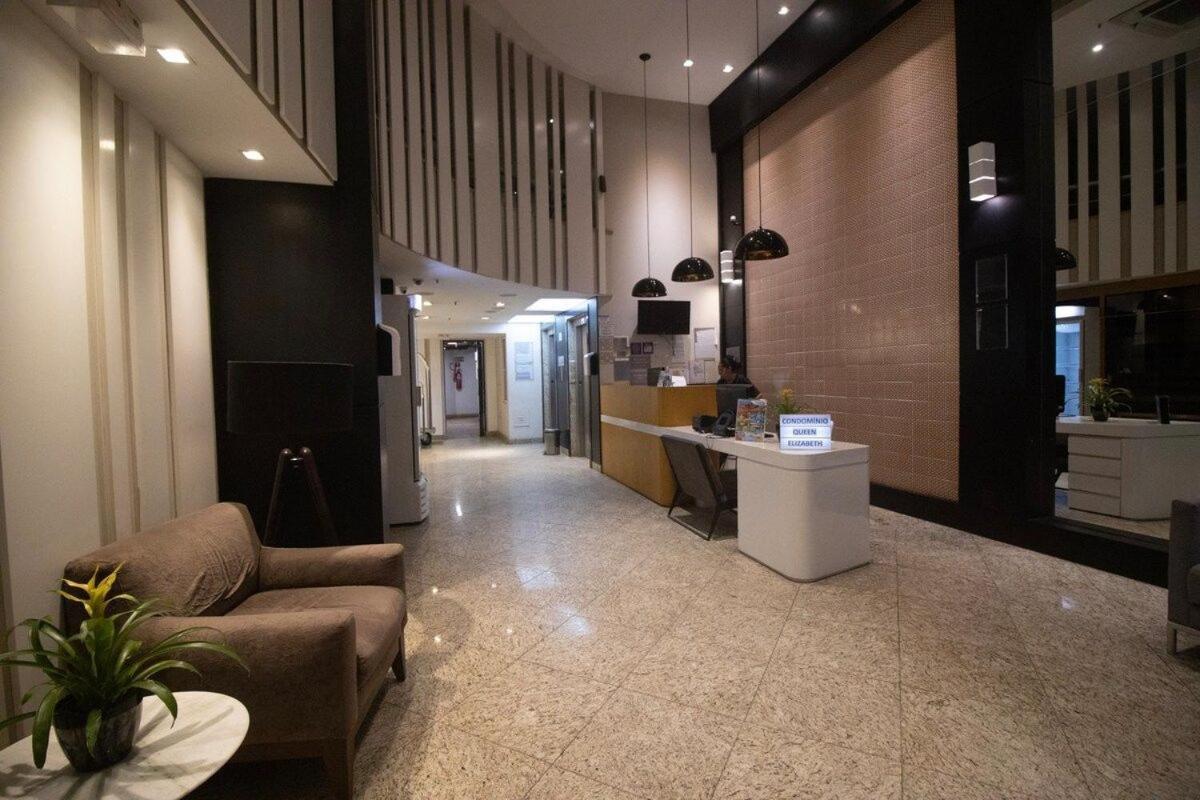 Apartamento Apto Proximo A Praia, Com Piscina E Estacionamento *